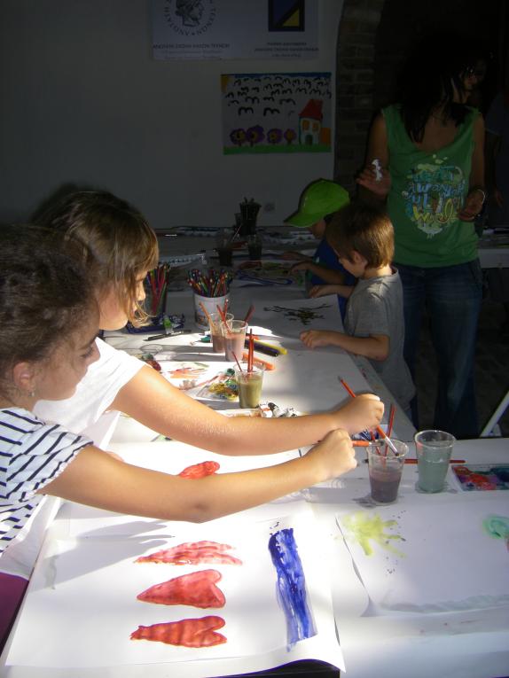 Εικαστικά Εργαστήρια για παιδιά από φοιτητές της Α.Σ.Κ.Τ. στο πλαίσιο του Φεστιβάλ "Μικρόπολις" στην "Τεχνόπολις" του Δήμου Αθηναίων 20-23 Σεπτεμβρίου 2012